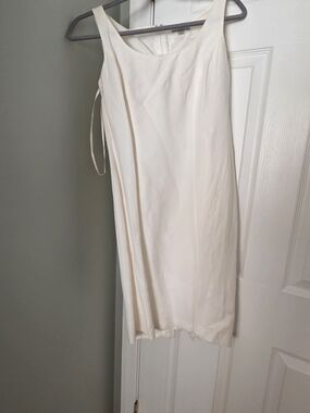 Tahari Cream Sleeveless Sheath Dress